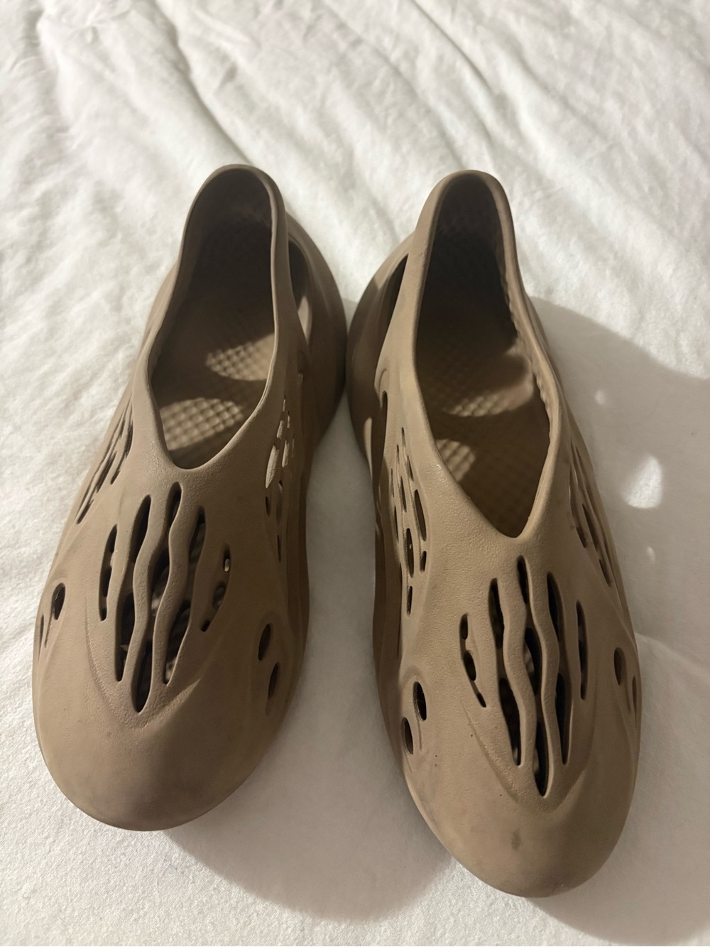 Women’s Slip-On Ventilated Sandal Clog in Taupe
